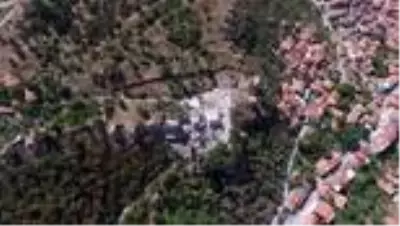Kurtarma kazısı başlatılan 72 burçlu Kütahya Kalesi'nde 'Frig' kalıntıları aranacak Kurtarma kazısı başlatılan 72 burçlu Kütahya Kalesi'nde 'Frig' kalıntıları aranacak