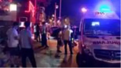 Son dakika güncel: MALTEPE'DE KAFEYE SİLAHLI BASKIN, 3 YARALI Son dakika güncel: MALTEPE'DE KAFEYE SİLAHLI BASKIN, 3 YARALI