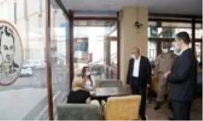 Mardin Valisi Demirtaş, koronavirüs denetimlerine katıldı Mardin Valisi Demirtaş, koronavirüs denetimlerine katıldı
