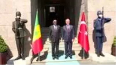 Son dakika haberi | Milli Savunma Bakanı Akar, Senegal Silahlı Kuvvetler Bakanı ile görüştü Son dakika haberi | Milli Savunma Bakanı Akar, Senegal Silahlı Kuvvetler Bakanı ile görüştü