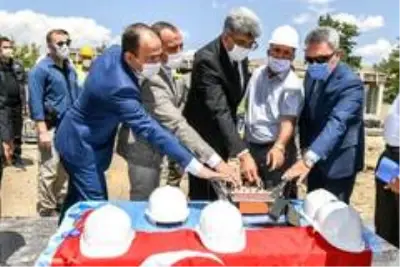 Son dakika haberi! Muradiye'de polis lojmanlarının temeli törenle atıldı Son dakika haberi! Muradiye'de polis lojmanlarının temeli törenle atıldı