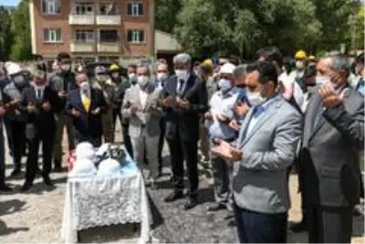 Son dakika haberi! Muradiye'de polis lojmanlarının temeli törenle atıldı Son dakika haberi! Muradiye'de polis lojmanlarının temeli törenle atıldı
