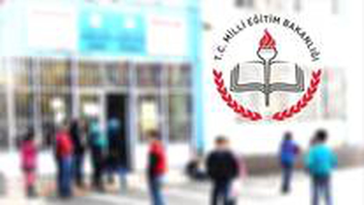 Okullar ne zaman açılacak? Okullar 31 Ağustos'ta mı açılacak, 21 Eylül'de mi açılacak? Uzaktan eğitim ne zaman başlayacak? Yüz yüze eğitim ne demek?
