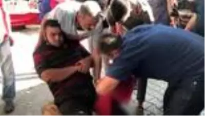 Pazarcılar arasında bıçaklı kavgada 1 kişi yaralandı Pazarcılar arasında bıçaklı kavgada 1 kişi yaralandı