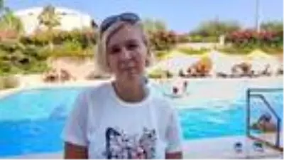 Rus turistlerden 'Türkiye'yi seviyoruz' mesajı Rus turistlerden 'Türkiye'yi seviyoruz' mesajı