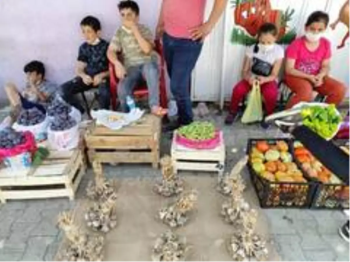 Sason'da organik köy ürünleri pazardaki yerini aldı