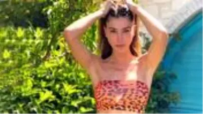 Şeyma Subaşı tatil yaptığı tekneden bikinili pozlarını paylaştı Şeyma Subaşı tatil yaptığı tekneden bikinili pozlarını paylaştı