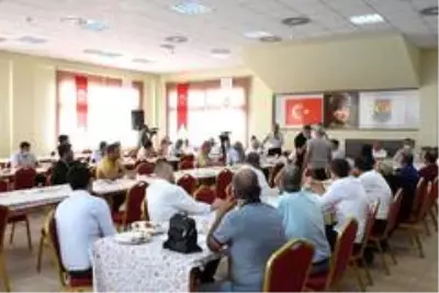 Tarsus Belediyesi, basın çalıştayına hazırlanıyor Tarsus Belediyesi, basın çalıştayına hazırlanıyor