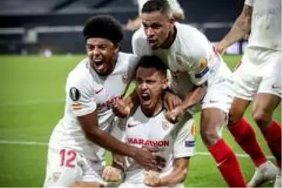 UEFA Avrupa Ligi'nde yarı finalistler belli oldu UEFA Avrupa Ligi'nde yarı finalistler belli oldu