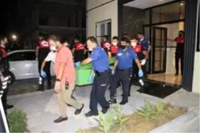Son dakika haber | Vali yardımcısının öldürdüğü kardeşi ve annesinin cesetleri adli tıpa kaldırıldı Son dakika haber | Vali yardımcısının öldürdüğü kardeşi ve annesinin cesetleri adli tıpa kaldırıldı