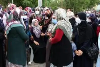Son dakika haberleri | Yangında iki çocuğunu yitiren anneden yürek yakan haykırış Son dakika haberleri | Yangında iki çocuğunu yitiren anneden yürek yakan haykırış