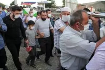 Son dakika haberleri | Yangında iki çocuğunu yitiren anneden yürek yakan haykırış Son dakika haberleri | Yangında iki çocuğunu yitiren anneden yürek yakan haykırış
