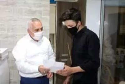 Annesine lazım olan kanı bulamayınca, 30 bin kişilik kan bankası kurdu Annesine lazım olan kanı bulamayınca, 30 bin kişilik kan bankası kurdu