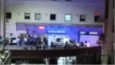 Son dakika... Akrabalar arasında arazi sınırı kavgası: 1 ölü, 4 yaralı Son dakika... Akrabalar arasında arazi sınırı kavgası: 1 ölü, 4 yaralı