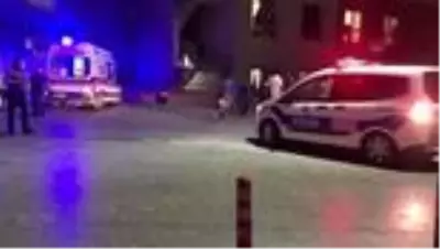 Son dakika haber | Akrabalar arasında çıkan silahlı kavgada 1 kişi öldü, 2'si ağır 4 kişi yaralandı Son dakika haber | Akrabalar arasında çıkan silahlı kavgada 1 kişi öldü, 2'si ağır 4 kişi yaralandı