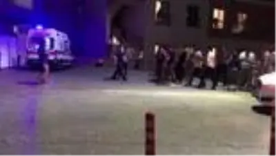Son dakika haber | Akrabalar arasında çıkan silahlı kavgada 1 kişi öldü, 2'si ağır 4 kişi yaralandı Son dakika haber | Akrabalar arasında çıkan silahlı kavgada 1 kişi öldü, 2'si ağır 4 kişi yaralandı