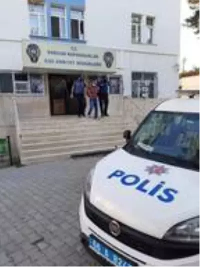 Son dakika haber: Ankara'da cezaevinden firar edip, eski eşini öldürmek için Yozgat'a giden eski koca, yakalandı Son dakika haber: Ankara'da cezaevinden firar edip, eski eşini öldürmek için Yozgat'a giden eski koca, yakalandı