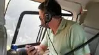 Bakan Pakdemirli söndürme çalışmalarını helikopterle havadan denetledi Bakan Pakdemirli söndürme çalışmalarını helikopterle havadan denetledi