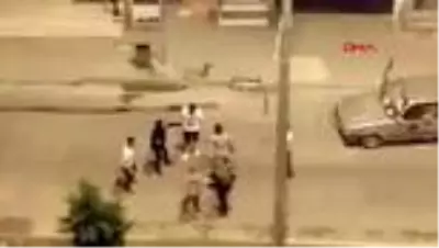 Cami duvarına tuvaletini yapan kişiyi uyarınca, öldüresiye dayak yediler Cami duvarına tuvaletini yapan kişiyi uyarınca, öldüresiye dayak yediler