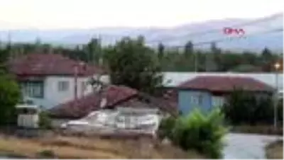 BURDUR Burdur'da bir köy daha karantinaya alındı BURDUR Burdur'da bir köy daha karantinaya alındı