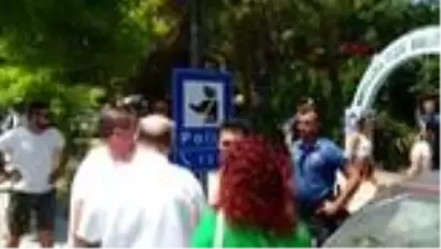 Son dakika haberleri... ÇANAKKALE Bozcaada'da, Ramazan Öksüz'ün dövülerek öldürüldüğü mekanın sahibi tutuklandı-1 Son dakika haberleri... ÇANAKKALE Bozcaada'da, Ramazan Öksüz'ün dövülerek öldürüldüğü mekanın sahibi tutuklandı-1