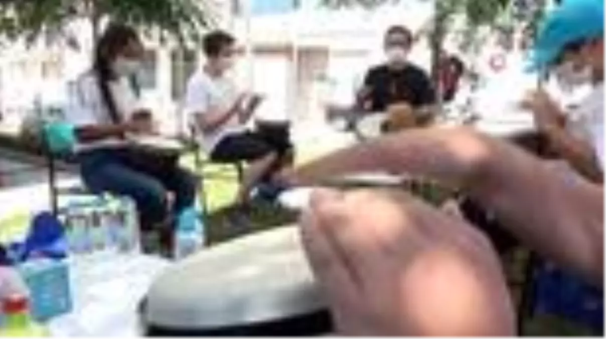 Son dakika haber: Çocuklar açık havada enstrüman çalmayı öğrenip moral buluyor