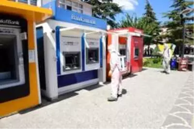 Çorum Belediyesi sosyal alanlar dezenfekte ediyor Çorum Belediyesi sosyal alanlar dezenfekte ediyor