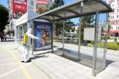 Çorum Belediyesi sosyal alanlar dezenfekte ediyor Çorum Belediyesi sosyal alanlar dezenfekte ediyor