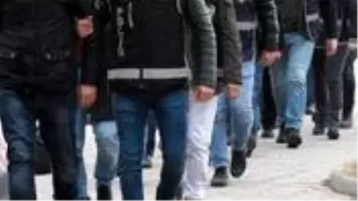 Cumhuriyet tarihinin en büyük tarihi eser kaçakçılığı operasyonu düzenlendi: 7 gözaltı Cumhuriyet tarihinin en büyük tarihi eser kaçakçılığı operasyonu düzenlendi: 7 gözaltı