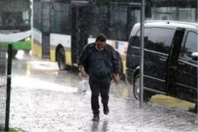 Doğu Anadolu'da 4 ilde sağanak yağış bekleniliyor Doğu Anadolu'da 4 ilde sağanak yağış bekleniliyor