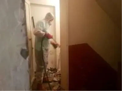 Efeler'de çöp ev temizlendi Efeler'de çöp ev temizlendi