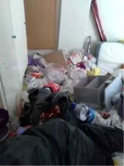 Efeler'de çöp ev temizlendi Efeler'de çöp ev temizlendi
