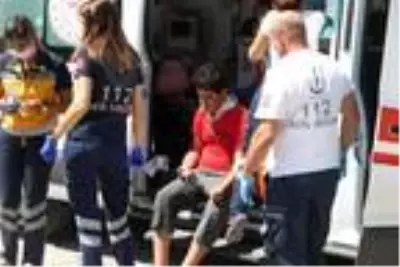 Freni patlayan otomobil takla attı: 5 yaralı Freni patlayan otomobil takla attı: 5 yaralı