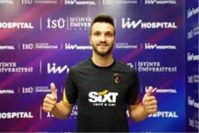 Galatasaray'da 9 futbolcu sağlık kontrolünden geçti Galatasaray'da 9 futbolcu sağlık kontrolünden geçti