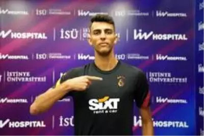 Galatasaray'da 9 futbolcu sağlık kontrolünden geçti Galatasaray'da 9 futbolcu sağlık kontrolünden geçti