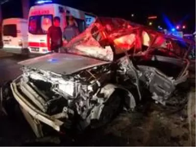 Son dakika haber: İzmir'de feci kaza: 1'i ağır, 3 yaralı Son dakika haber: İzmir'de feci kaza: 1'i ağır, 3 yaralı