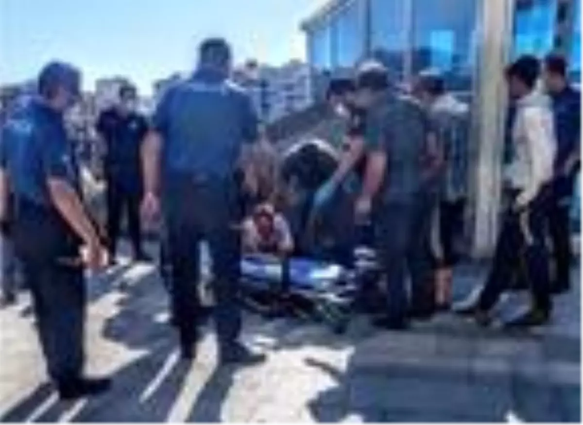 Son dakika! Kayseri Adliyesi�nde demir çubuklu kavga 2