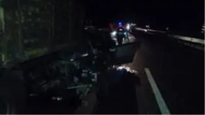 Son dakika haberleri... Kayseri'de feci kaza: 2 ölü, 1 yaralı Son dakika haberleri... Kayseri'de feci kaza: 2 ölü, 1 yaralı