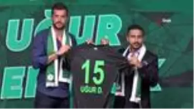 Konyaspor, Uğur Demirok ile 2+1 yıllık sözleşme imzaladı Konyaspor, Uğur Demirok ile 2+1 yıllık sözleşme imzaladı