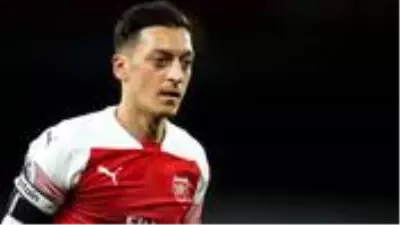 Arsenal'de kalacağını duyuran Mesut Özil eşitlik mesajı da verdi: Müslümanların da hayatı değerlidir Arsenal'de kalacağını duyuran Mesut Özil eşitlik mesajı da verdi: Müslümanların da hayatı değerlidir