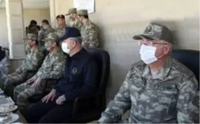 Milli Savunma Bakanı Akar ve TSK Komuta Kademesi Azerbaycan'da icra edilen tatbikatı izledi Milli Savunma Bakanı Akar ve TSK Komuta Kademesi Azerbaycan'da icra edilen tatbikatı izledi