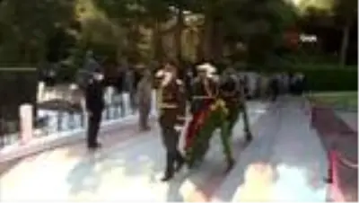 Son Dakika | - Milli Savunma Bakanı Akar ve TSK Komuta Kademesi Bakü'de şehitlik ziyaret etti Son Dakika | - Milli Savunma Bakanı Akar ve TSK Komuta Kademesi Bakü'de şehitlik ziyaret etti