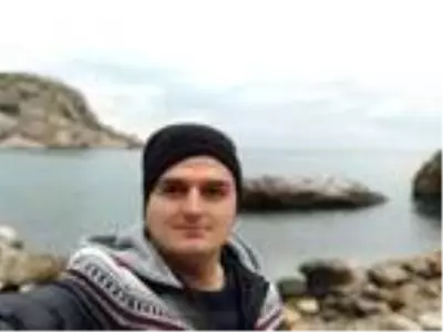 Son dakika haber... Minibüsle çarpışan motosikletin sürücüsü öldü Son dakika haber... Minibüsle çarpışan motosikletin sürücüsü öldü