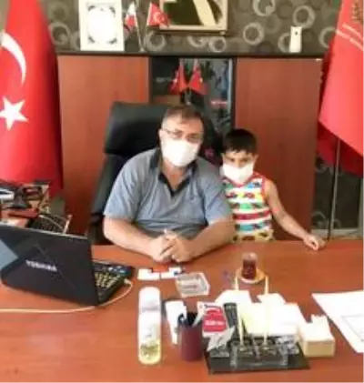 Minik Muhammet Talha'dan örnek davranış Minik Muhammet Talha'dan örnek davranış