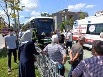 Motosikletliyle raylı yola giren adam tramvayın altında kaldı Motosikletliyle raylı yola giren adam tramvayın altında kaldı