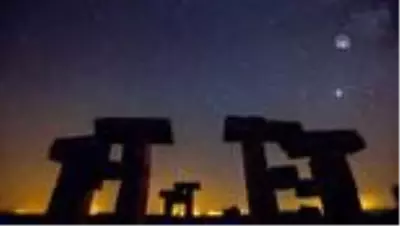 Son dakika haberleri... Perseid meteor yağmuru antik yapılar ile Zafer Anıtı'nda izlendi Son dakika haberleri... Perseid meteor yağmuru antik yapılar ile Zafer Anıtı'nda izlendi