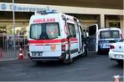 Son Dakika | Polis memuru, silahını temizlerken kendisini yaraladı Son Dakika | Polis memuru, silahını temizlerken kendisini yaraladı