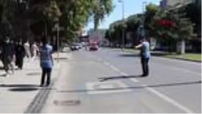 Sakarya'da toplu taşıma araçlarında maske denetimi Sakarya'da toplu taşıma araçlarında maske denetimi