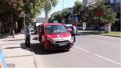 Sakarya'da toplu taşıma araçlarında maske denetimi Sakarya'da toplu taşıma araçlarında maske denetimi