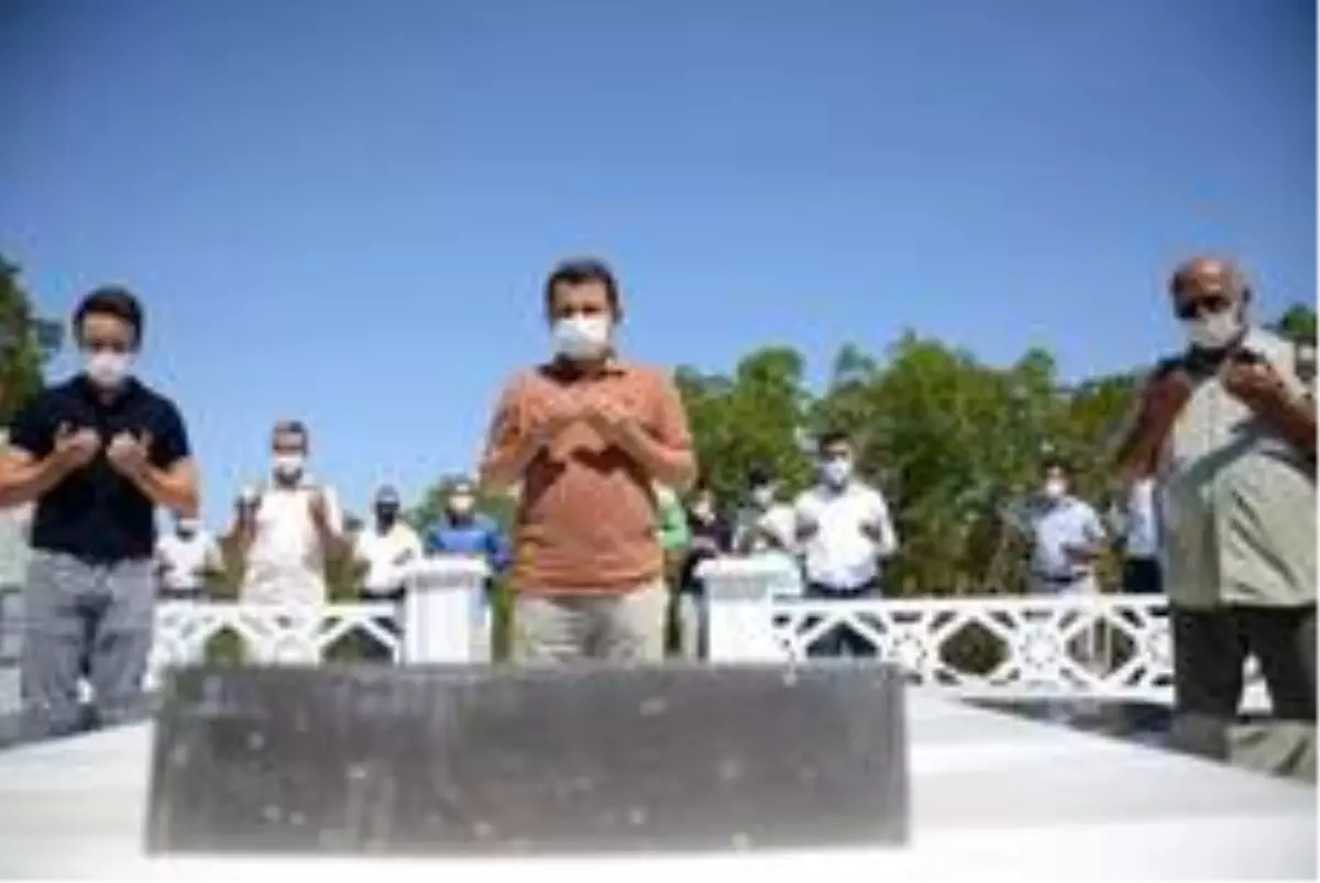 Son dakika haber | Şehit Yarbay Hüseyin Avni Bey kabri başında anıldı